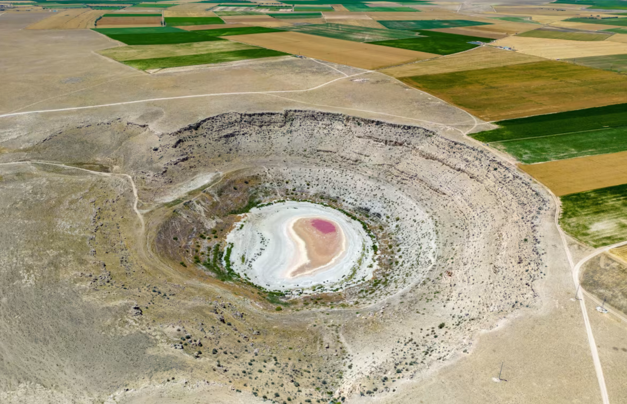 Thế giới bước v&agrave;o kỷ nguy&ecirc;n &ldquo;ph&aacute; sản nguồn nước&rdquo;- Ảnh 2.