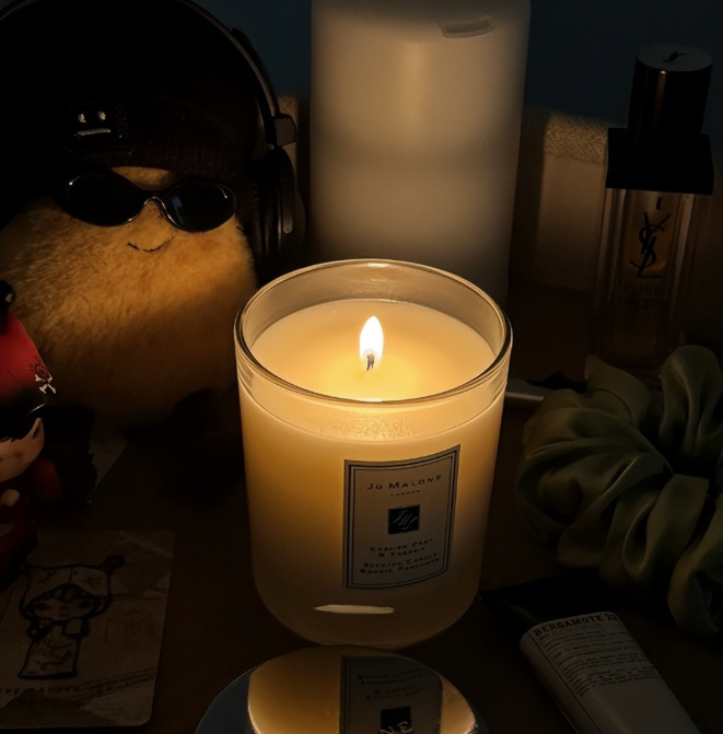 Nói với người nhà bạn: Đừng đặt 5 thứ này ở đầu giường, hại sức khỏe, ngủ không yên- Ảnh 2. Nói với người nhà bạn: Đừng đặt 5 thứ này ở đầu giường, hại sức khỏe, ngủ không yên- Ảnh 2.