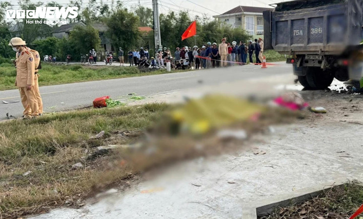 Xe tải t&ocirc;ng nhiều phương tiện, 4 người thương vong: Chủ tịch TP Huế chỉ đạo n&oacute;ng- Ảnh 2.