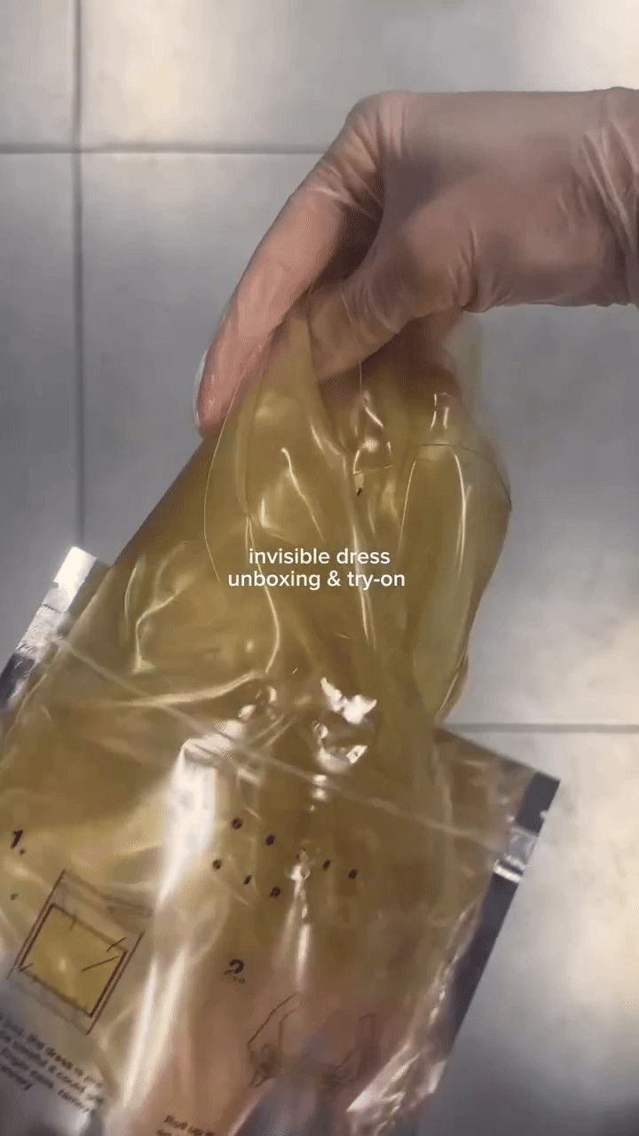 Thế giới ơi! Váy cưới trong veo hoá ra là mơ ước của nhiều người?- Ảnh 2. Thế giới ơi! Váy cưới trong veo hoá ra là mơ ước của nhiều người?- Ảnh 2.