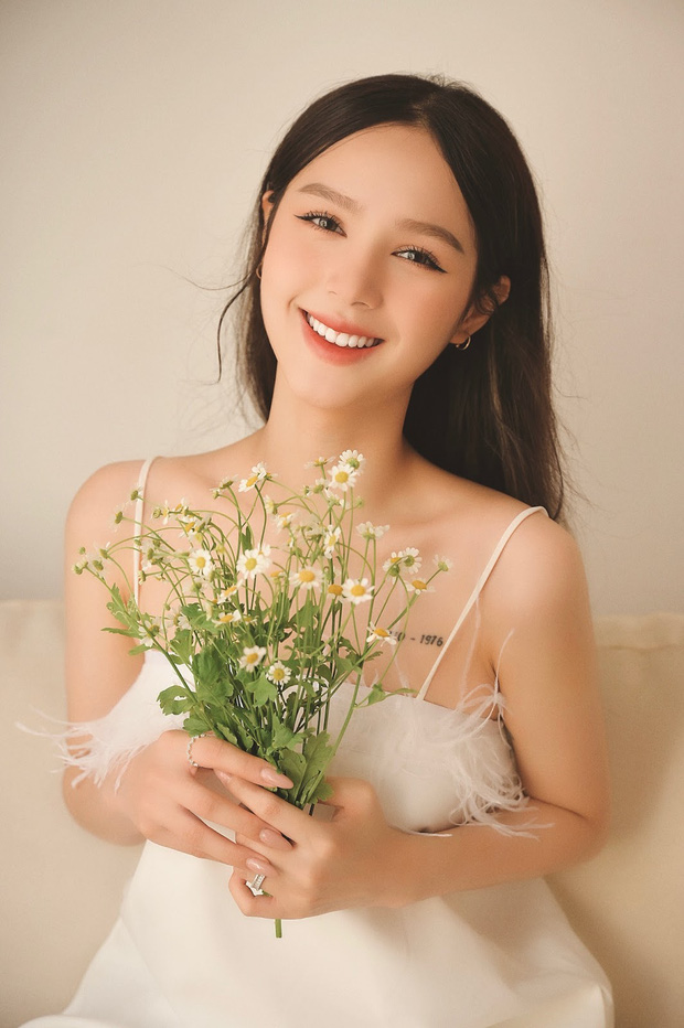 Huyền 204 và Xoài Non: 18 tuổi lấy chồng thiếu gia, 4 năm sau Huyền 204 và Xoài Non: 18 tuổi lấy chồng thiếu gia, 4 năm sau