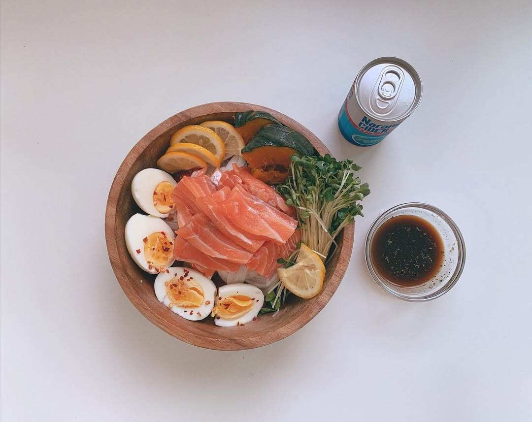 Một c&ocirc; g&aacute;i giảm liền 32kg nhờ ki&ecirc;n tr&igrave; với 4 loại thực phẩm, kh&ocirc;ng hề nhịn ăn- Ảnh 5.