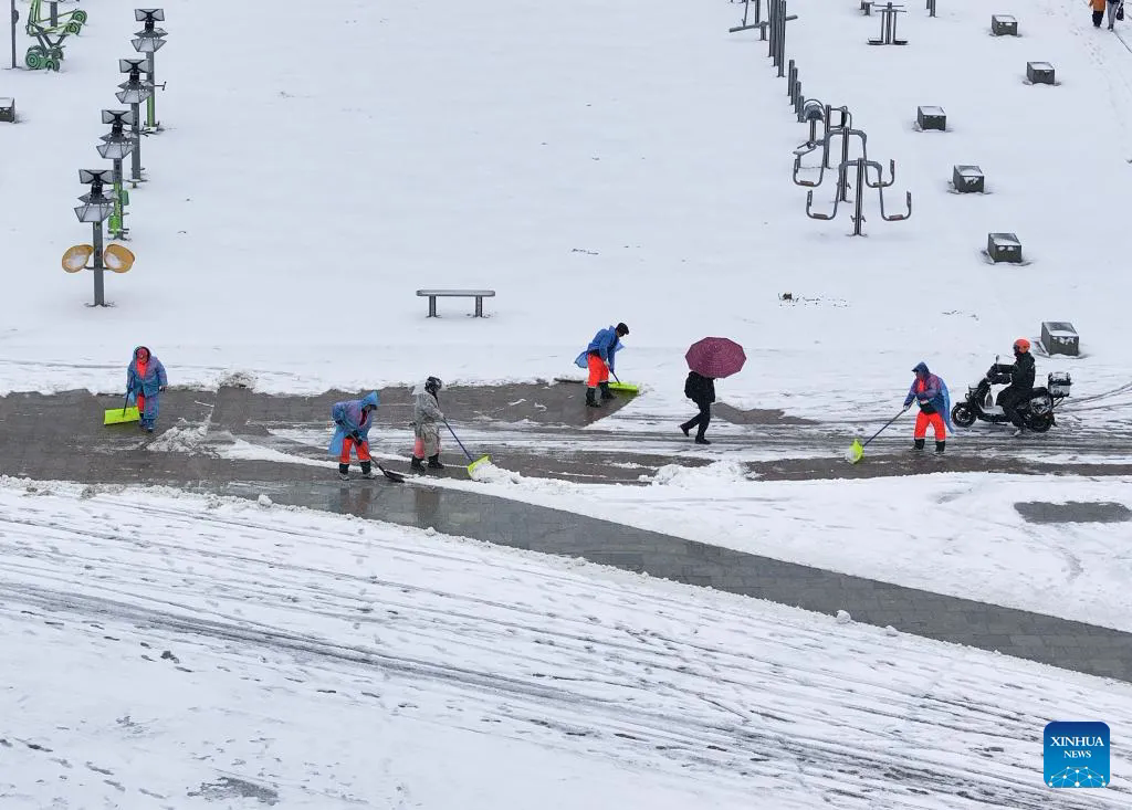 R&eacute;t đậm, b&atilde;o tuyết diện rộng l&agrave;m t&ecirc; liệt nhiều nơi tại Trung Quốc- Ảnh 6.