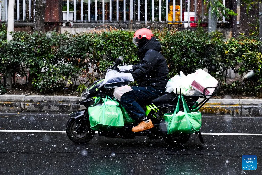 R&eacute;t đậm, b&atilde;o tuyết diện rộng l&agrave;m t&ecirc; liệt nhiều nơi tại Trung Quốc- Ảnh 7.