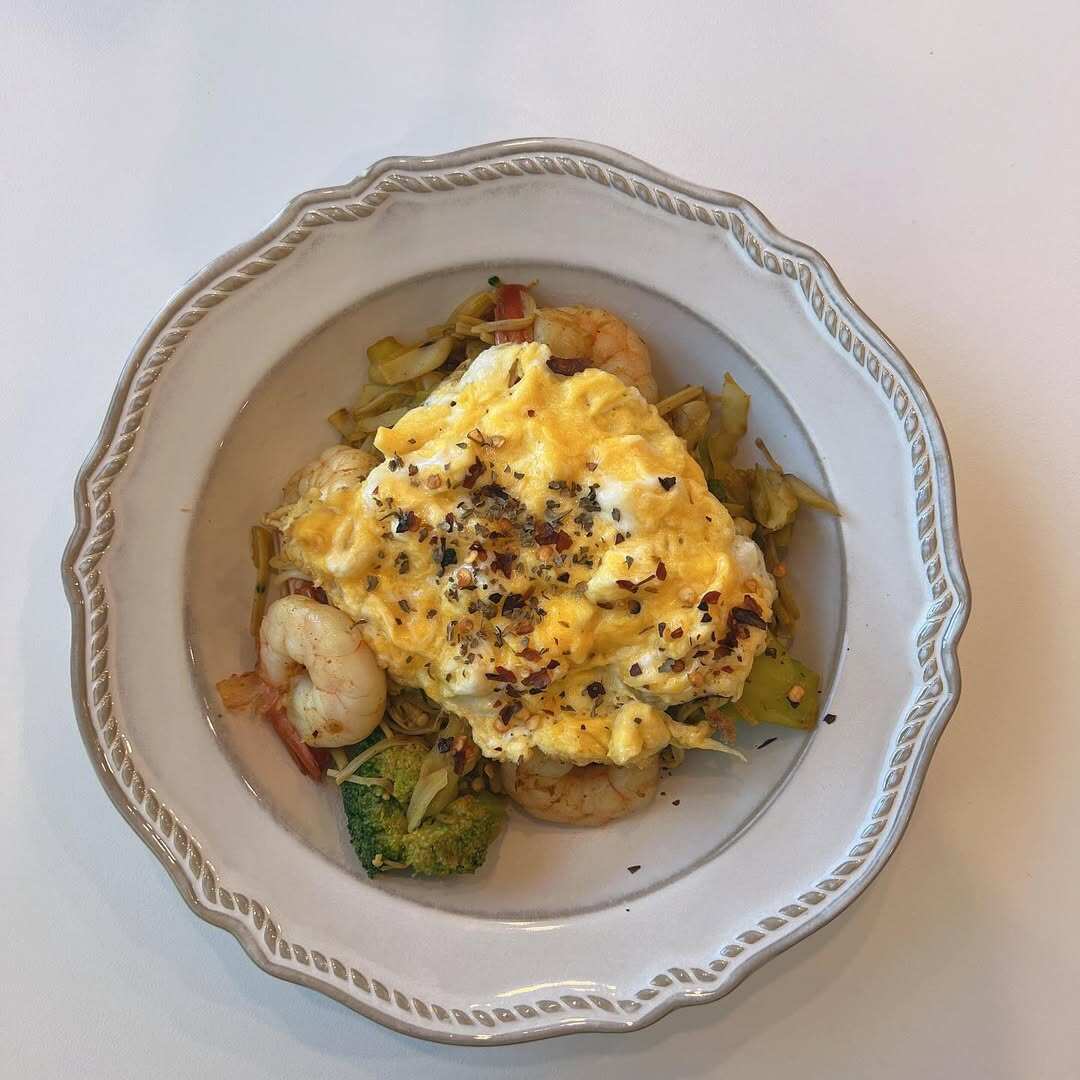 Một c&ocirc; g&aacute;i giảm liền 32kg nhờ ki&ecirc;n tr&igrave; với 4 loại thực phẩm, kh&ocirc;ng hề nhịn ăn- Ảnh 6.