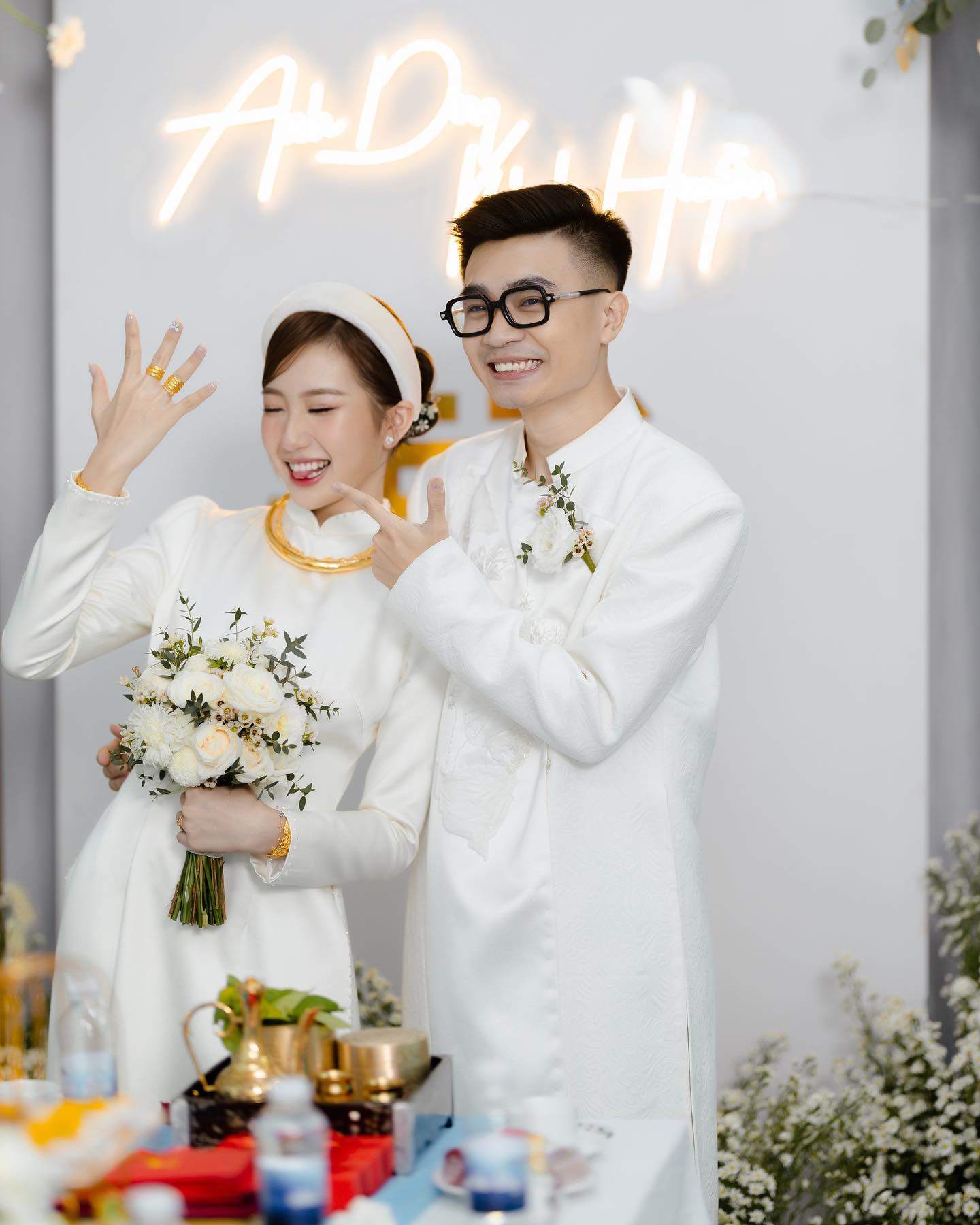 Chuyện tình đủ mọi cung bậc của Huyền 204 và thiếu gia Đồng Tháp trước khi ly hôn- Ảnh 2. Chuyện tình đủ mọi cung bậc của Huyền 204 và thiếu gia Đồng Tháp trước khi ly hôn- Ảnh 2.