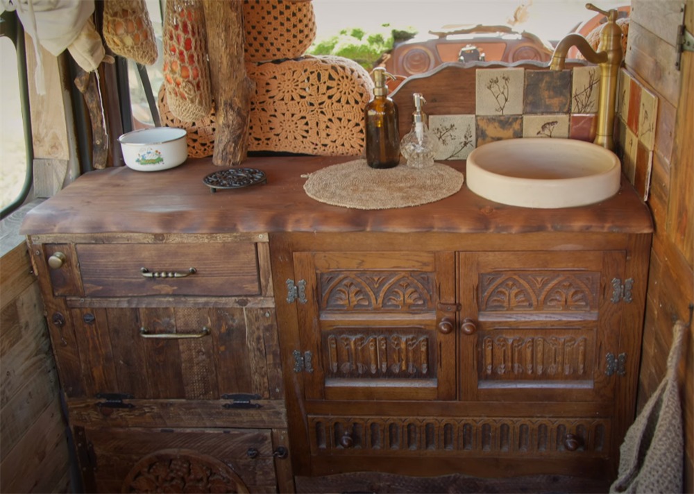 Căn nh&agrave; vỏn vẹn 4m&sup2; khiến triệu người ngỡ ng&agrave;ng- Ảnh 4.