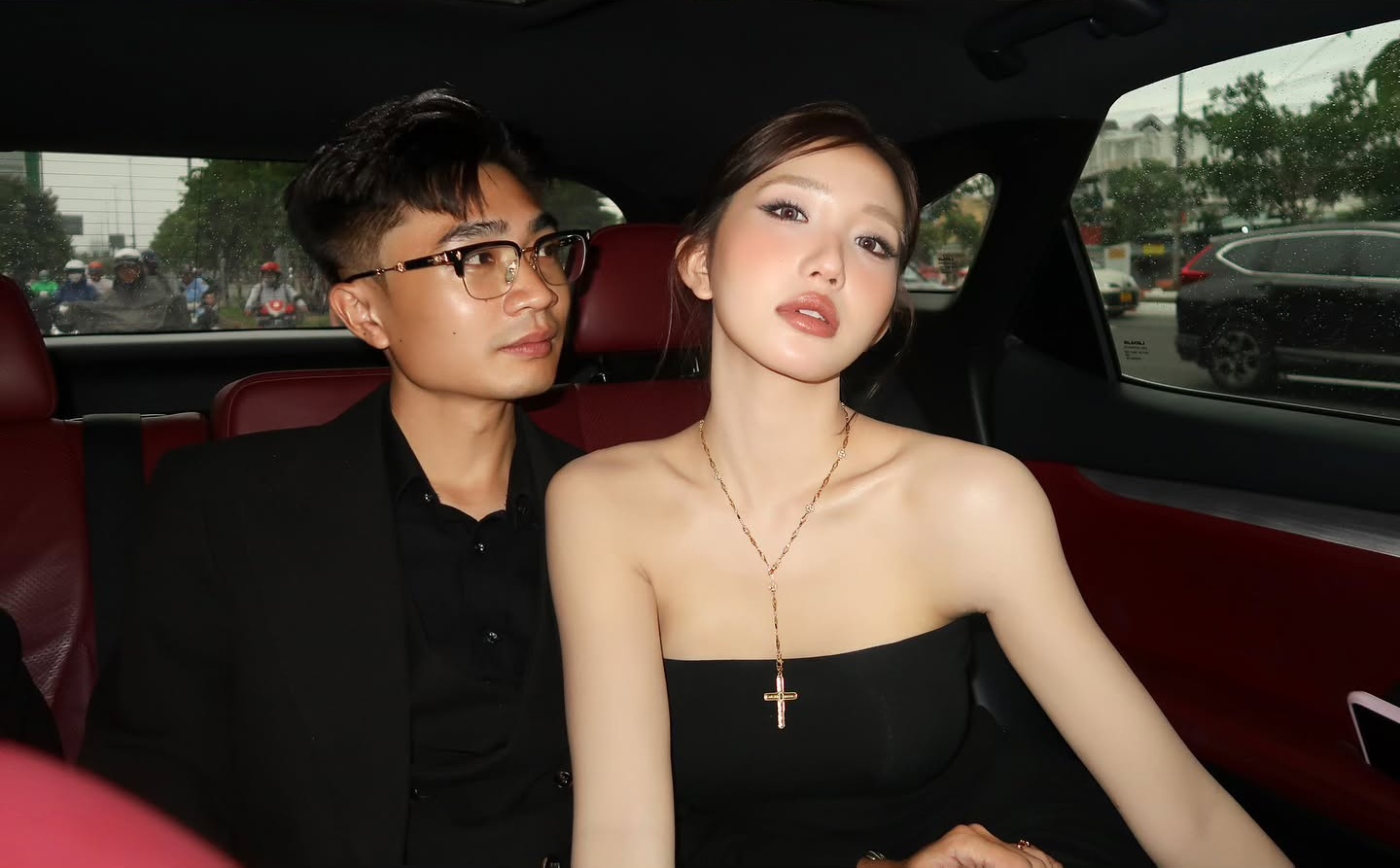 Chuyện tình đủ mọi cung bậc của Huyền 204 và thiếu gia Đồng Tháp trước khi ly hôn- Ảnh 1. Chuyện tình đủ mọi cung bậc của Huyền 204 và thiếu gia Đồng Tháp trước khi ly hôn- Ảnh 1.