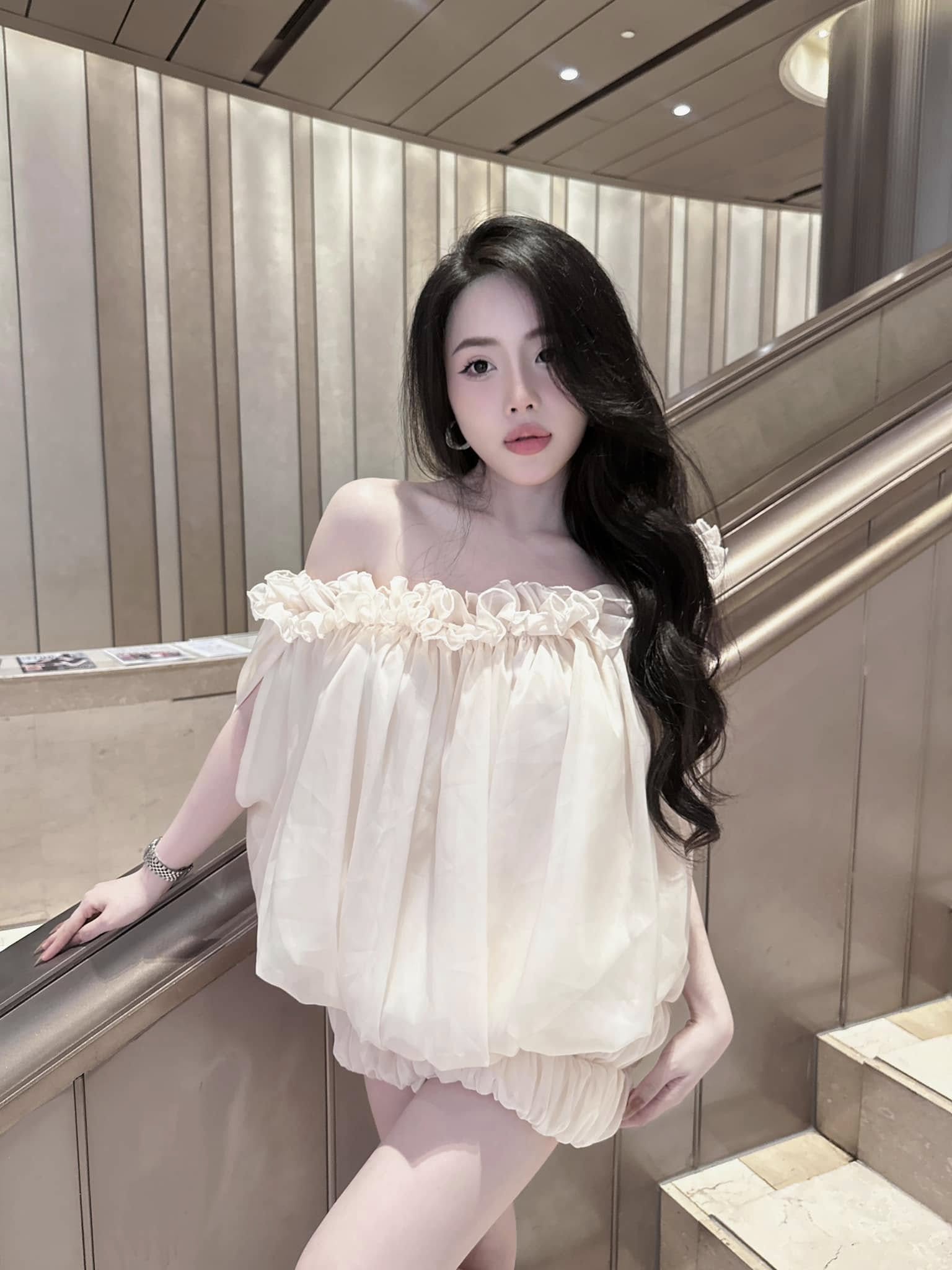 Bạn g&aacute;i n&oacute;ng bỏng của Quốc Việt - cầu thủ s&uacute;t tung lưới H&agrave;n Quốc- Ảnh 2.