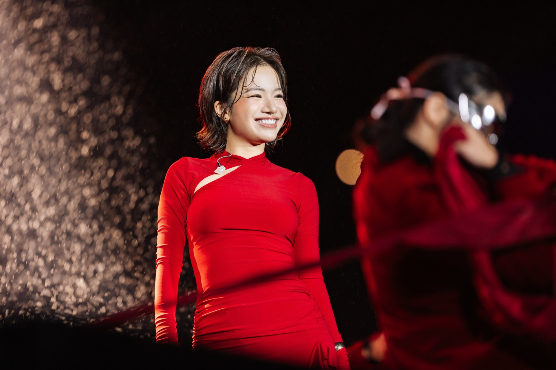 Thượng u&yacute; Qu&acirc;n đội đắt show nhất hiện nay: Nữ thần mở m&agrave;n concert quốc gia, giọng h&aacute;t c&agrave;ng nghe c&agrave;ng th&iacute;ch- Ảnh 4.