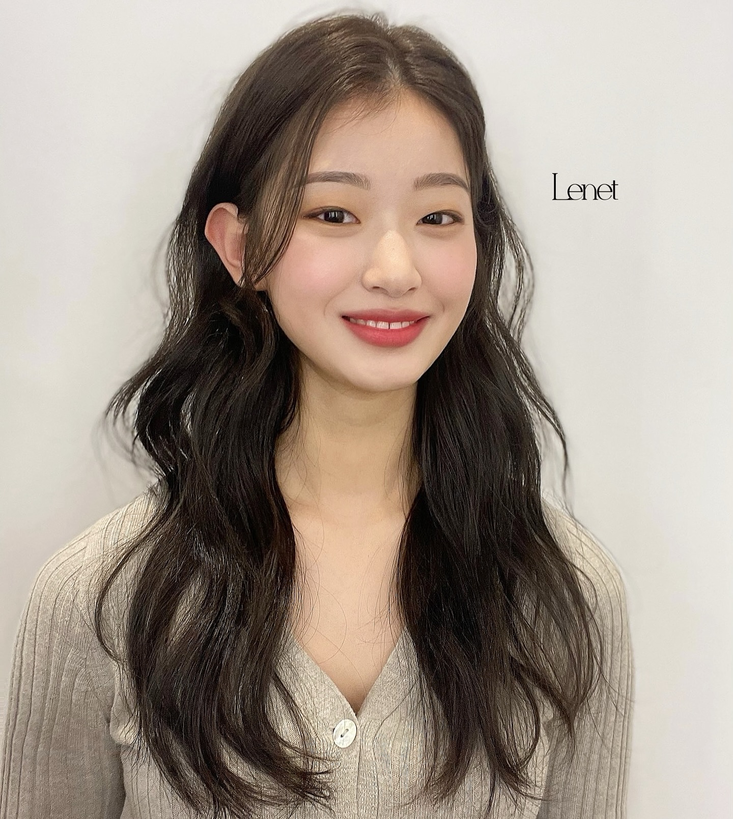 5 kiểu t&oacute;c hack độ d&agrave;y một c&aacute;ch kỳ diệu, n&agrave;ng t&oacute;c mỏng c&agrave;ng n&ecirc;n cắt để visual thăng hoa- Ảnh 9.