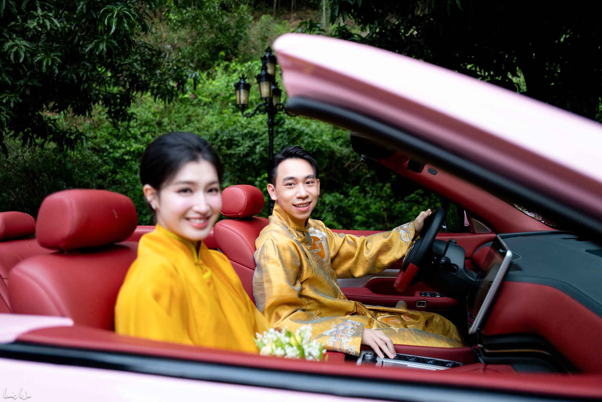 Hé lộ dàn xe dâu độc bản trong đám cưới của năm Minh Hoàng - Phương Nhi- Ảnh 1. Hé lộ dàn xe dâu độc bản trong đám cưới của năm Minh Hoàng - Phương Nhi- Ảnh 1.