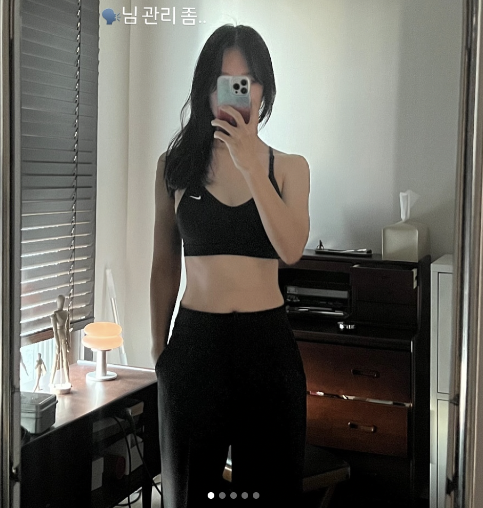 Bài tập nhẹ nhàng cho phụ nữ 35-40 tuổi: Chỉ 10 phút mỗi ngày để eo thon, bụng gọn- Ảnh 1. Bài tập nhẹ nhàng cho phụ nữ 35-40 tuổi: Chỉ 10 phút mỗi ngày để eo thon, bụng gọn- Ảnh 1.