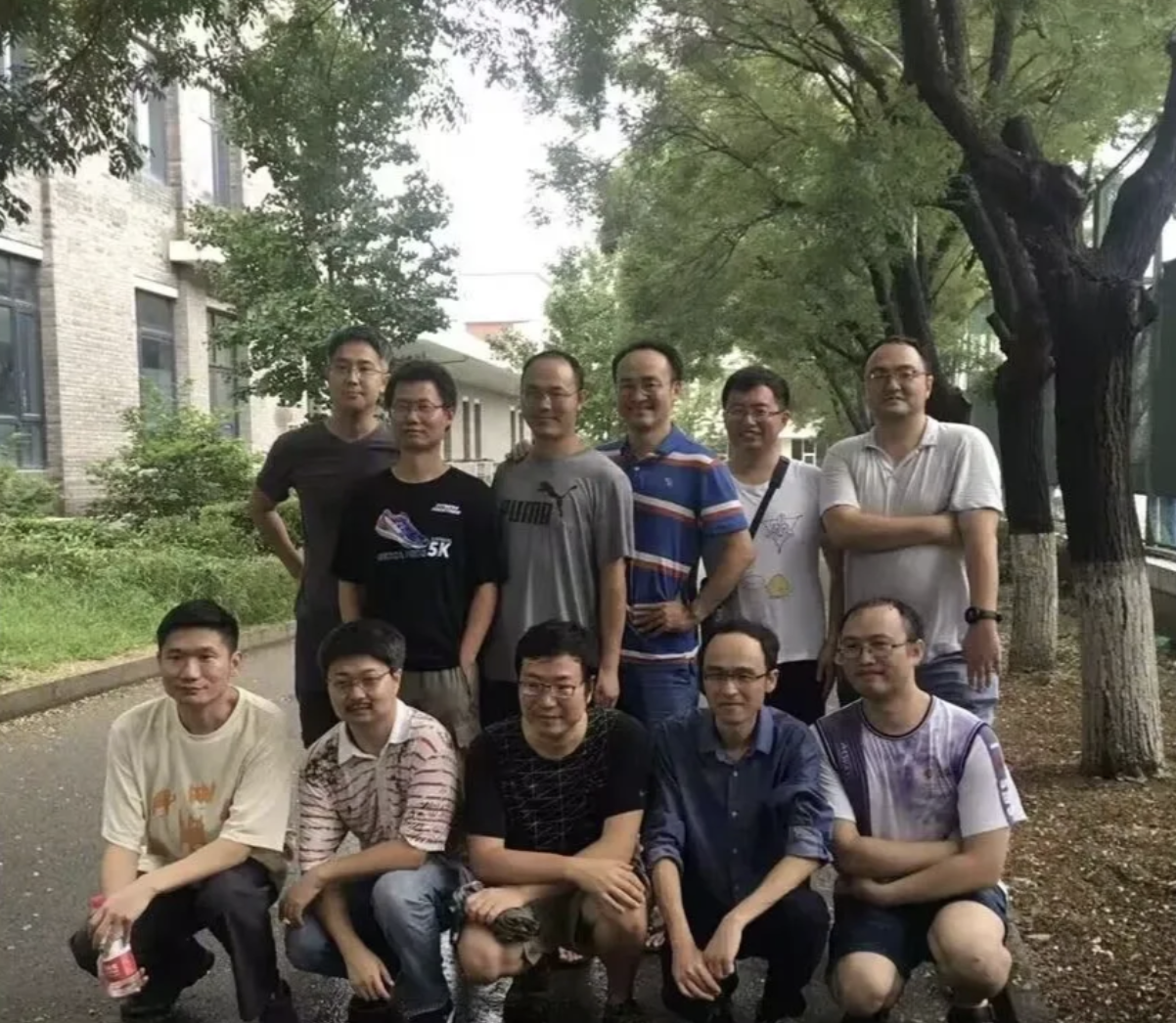 Một bức ảnh cũ chứng minh cho bạn thế n&agrave;o l&agrave; "TINH HOA HỘI TỤ"- Ảnh 1.