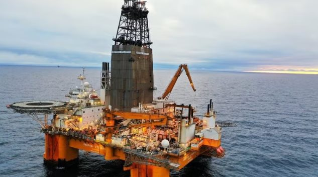 Khoan hơn 4.000m xuống đ&aacute;y biển, ph&aacute;t hiện cột kh&iacute; đốt d&agrave;y 95m, trữ lượng l&ecirc;n đến 28 triệu th&ugrave;ng dầu tương đương- Ảnh 1.