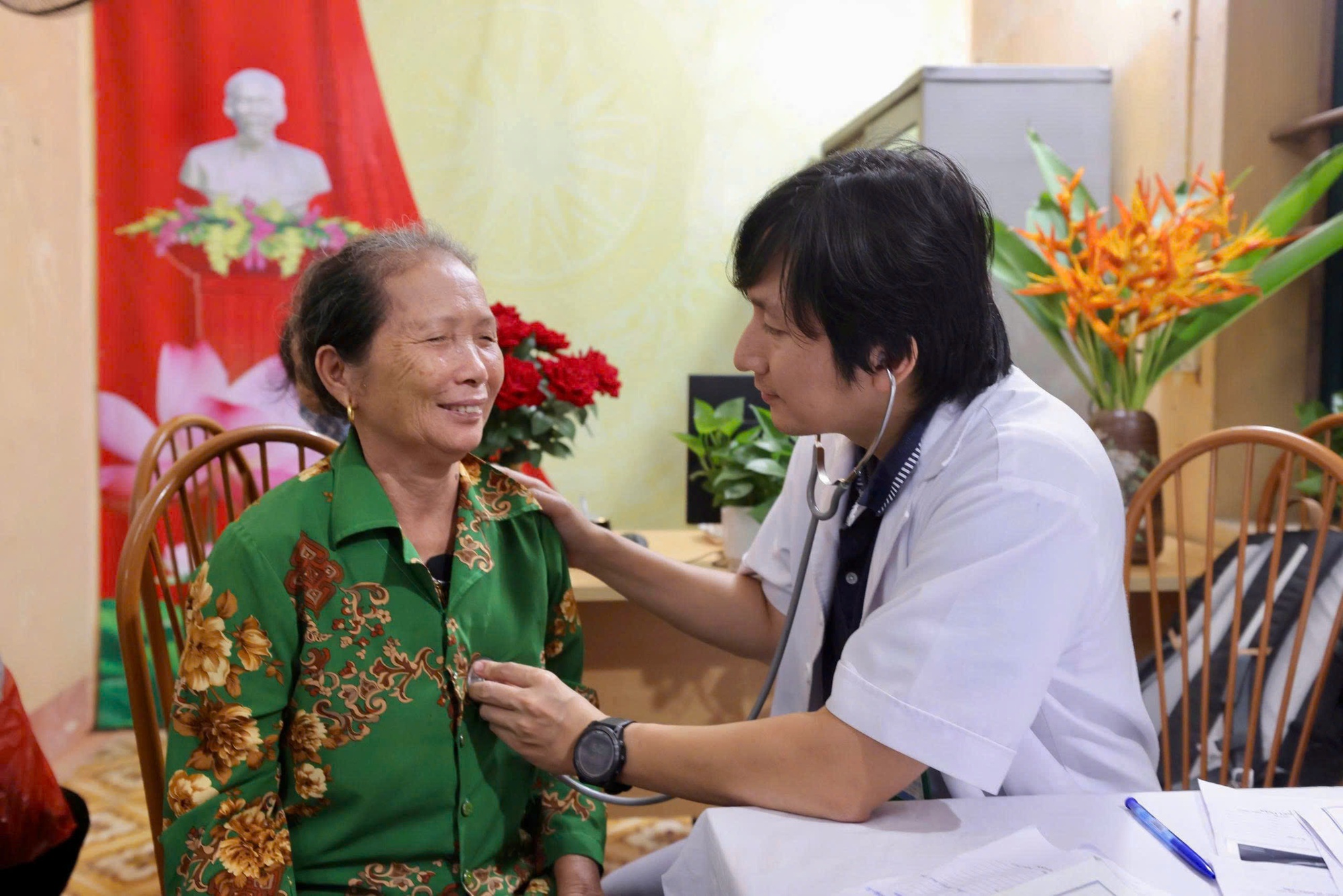 T&acirc;m sự của BS ng&agrave;nh mạch m&aacute;u visual như t&agrave;i tử xứ H&agrave;n: Hơn 14 năm chạy đua thời gian cứu người đột quỵ, c&oacute; những 