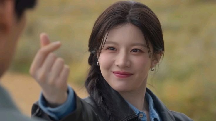 Nữ chính đẹp nhất phim Hàn hiện tại: Visual chấn động tam giới, cả cõi mạng bấn loạn vì đôi môi- Ảnh 1. Nữ chính đẹp nhất phim Hàn hiện tại: Visual chấn động tam giới, cả cõi mạng bấn loạn vì đôi môi- Ảnh 1.