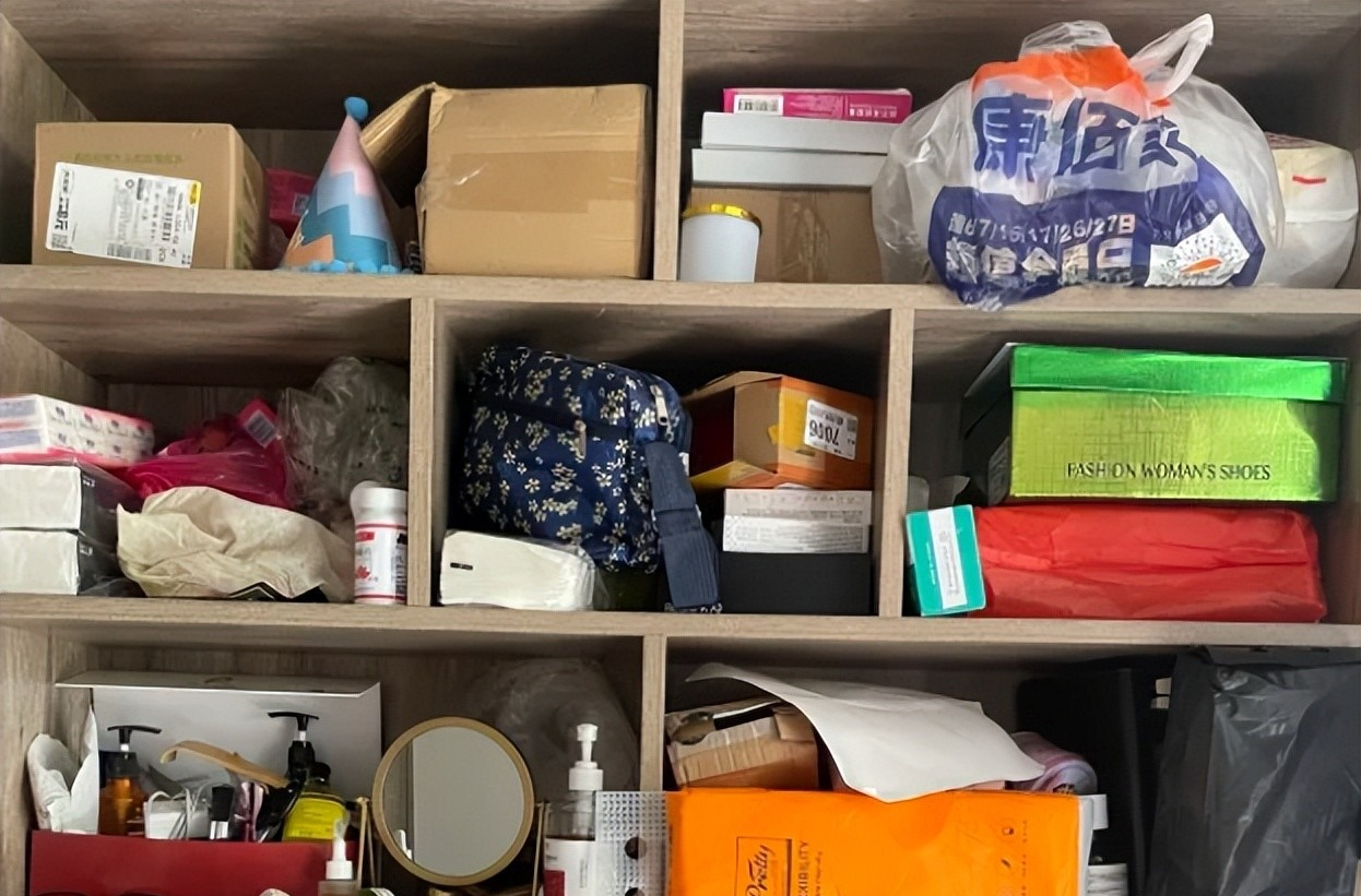 5 thói xấu biến ngôi nhà thành bãi rác, cảm giác “rẻ tiền, nghèo khó” bủa vây- Ảnh 3. 5 thói xấu biến ngôi nhà thành bãi rác, cảm giác “rẻ tiền, nghèo khó” bủa vây- Ảnh 3.