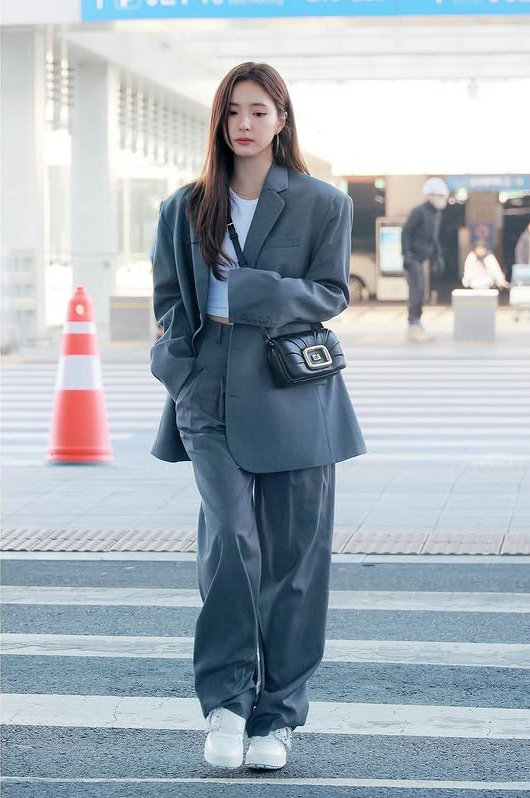 Mỹ nhân hoàn hảo từ mặt mũi đến body, ngay cả style cũng không thể tìm được lời chê: Cả showbiz gọi tên 1 người- Ảnh 18. Mỹ nhân hoàn hảo từ mặt mũi đến body, ngay cả style cũng không thể tìm được lời chê: Cả showbiz gọi tên 1 người- Ảnh 18.