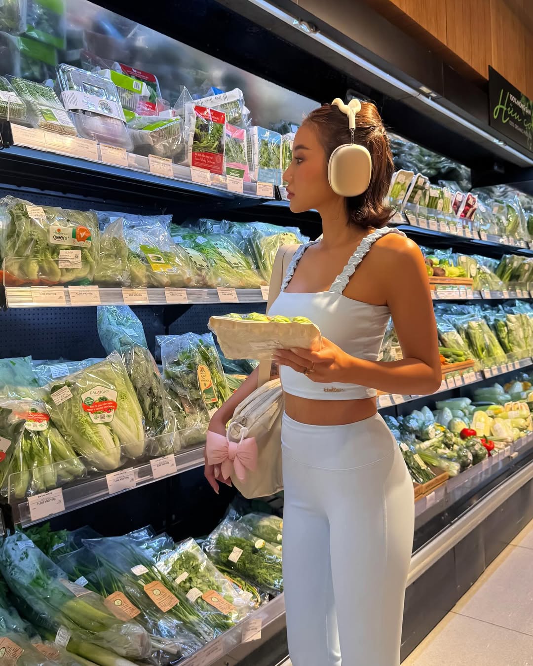 Kh&aacute;nh Huyền 2k4 thay đổi khủng khiếp- Ảnh 12.