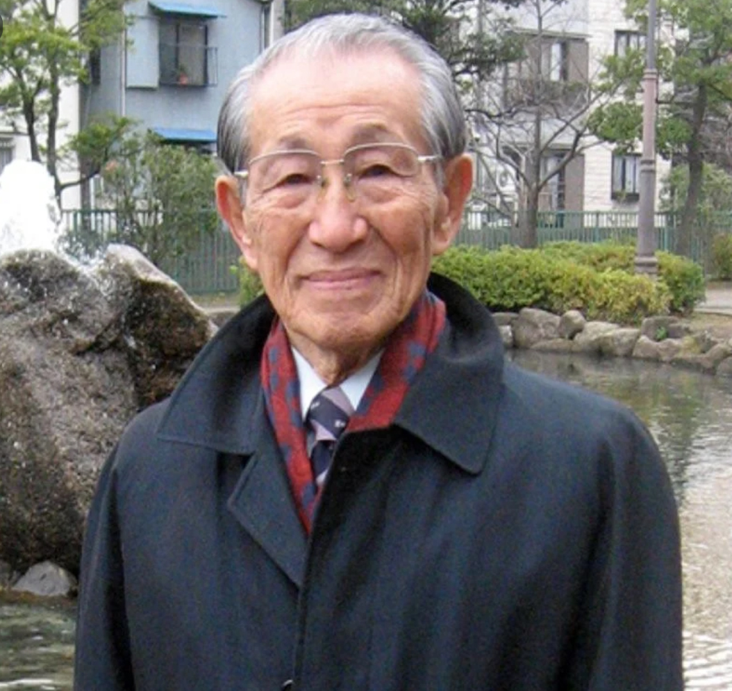 Thiếu &uacute;y ẩn n&aacute;u trong rừng s&acirc;u suốt 29 năm v&igrave; kh&ocirc;ng tin Thế chiến II đ&atilde; kết th&uacute;c- Ảnh 4.