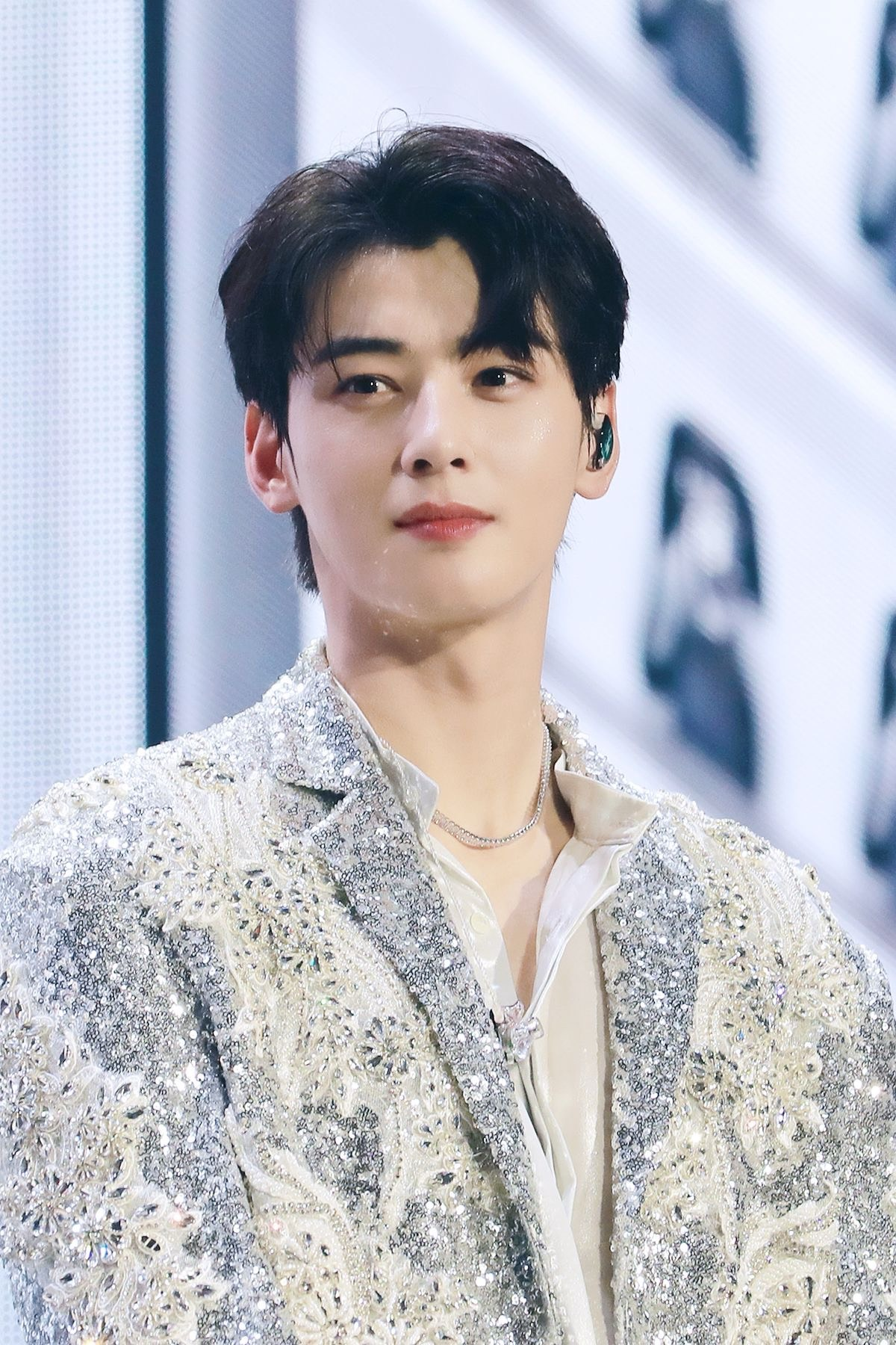 Hết cứu nổi Cha Eun Woo- Ảnh 1. Hết cứu nổi Cha Eun Woo- Ảnh 1.