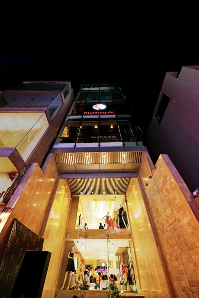 Nữ ca sĩ ở nh&agrave; trăm tỷ, Đ&agrave;m Vĩnh Hưng c&ocirc;ng khai thổ lộ t&igrave;nh cảm: 45 tuổi chưa chồng, ng&agrave;y c&agrave;ng xinh đẹp- Ảnh 3.