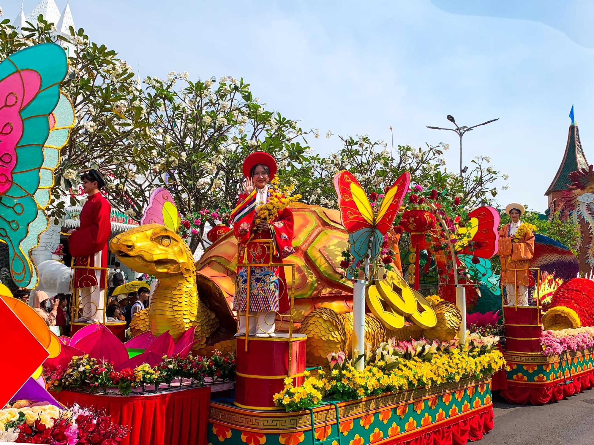 Điểm hẹn du xuân “Tết người Việt - ký ức trăm năm” tại TP.HCM- Ảnh 3. Điểm hẹn du xuân “Tết người Việt - ký ức trăm năm” tại TP.HCM- Ảnh 3.