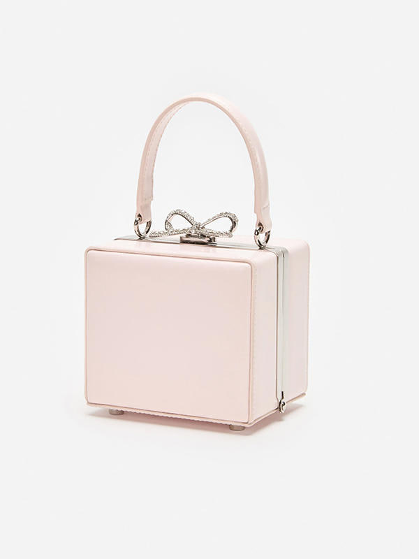 Hành động tinh tế của Đỗ Hà trong đám cưới Phương Nhi- Ảnh 5. Hành động tinh tế của Đỗ Hà trong đám cưới Phương Nhi- Ảnh 5.