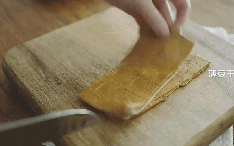 M&oacute;n ăn "ngang ngược" được l&agrave;m từ "thứ rau của quỷ" khiến kẻ kh&oacute;c người cười- Ảnh 7.