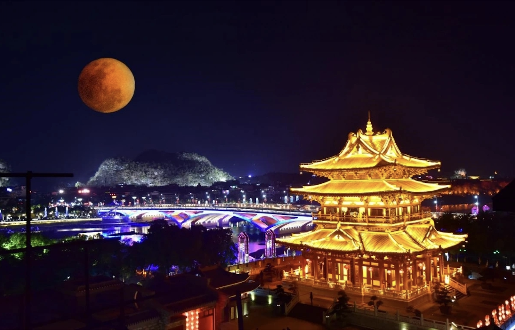 Hộ chiếu Việt Nam thăng 5 bậc mở đường đến 4 thi&ecirc;n đường s&aacute;t v&aacute;ch với gi&aacute; rẻ hơn v&eacute; m&aacute;y bay nội địa- Ảnh 2.