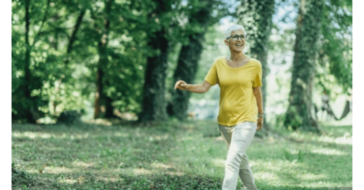 5 th&oacute;i quen đi bộ đơn giản gi&uacute;p người sau 50 tuổi cải thiện thể lực hiệu quả- Ảnh 3.