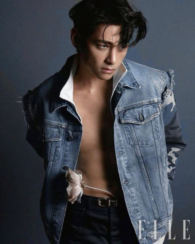 Nam thần đẹp nhất thế giới đang gặp nguy hiểm, cầu ông lớn giải cứu- Ảnh 2. Nam thần đẹp nhất thế giới đang gặp nguy hiểm, cầu ông lớn giải cứu- Ảnh 2.