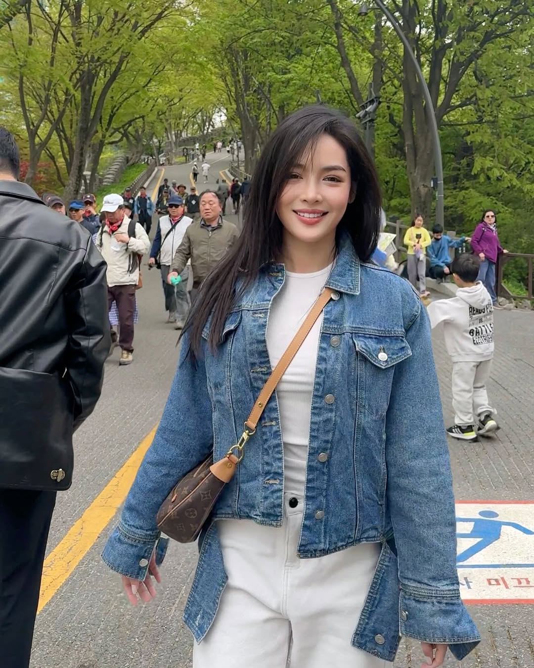 Cô gái “thay đầu” thành công nhất Việt Nam: Nhan sắc khiến hoa cũng phải ghen, style đẹp không có điểm chê- Ảnh 8. Cô gái “thay đầu” thành công nhất Việt Nam: Nhan sắc khiến hoa cũng phải ghen, style đẹp không có điểm chê- Ảnh 8.