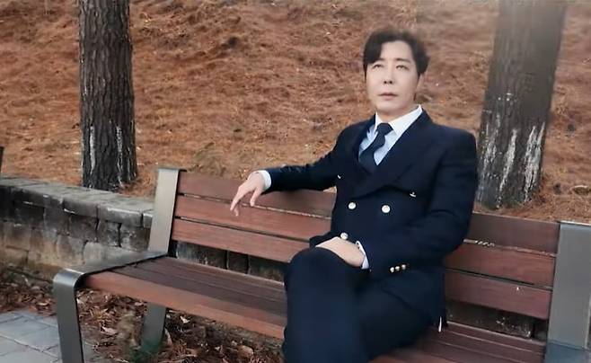 Vụ bắt quả tang ngoại t&igrave;nh hồi hộp nhất showbiz: Nam diễn vi&ecirc;n c&agrave;i định vị, t&oacute;m gọn chằng chứng sốc của vợ- Ảnh 3.