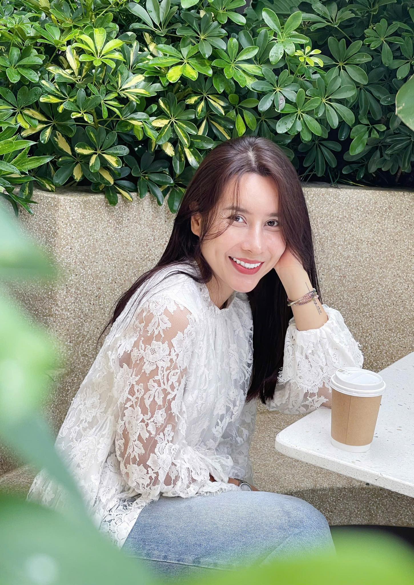 Lưu Hương Giang đ&aacute;p trả khi bị mỉa mai nhan sắc- Ảnh 1.