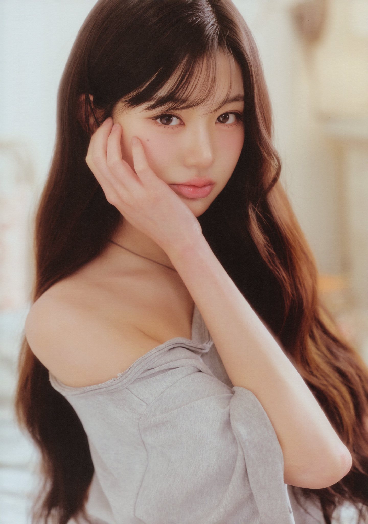 Đ&ocirc;i m&ocirc;i bất thường của Jang Wonyoung- Ảnh 12.