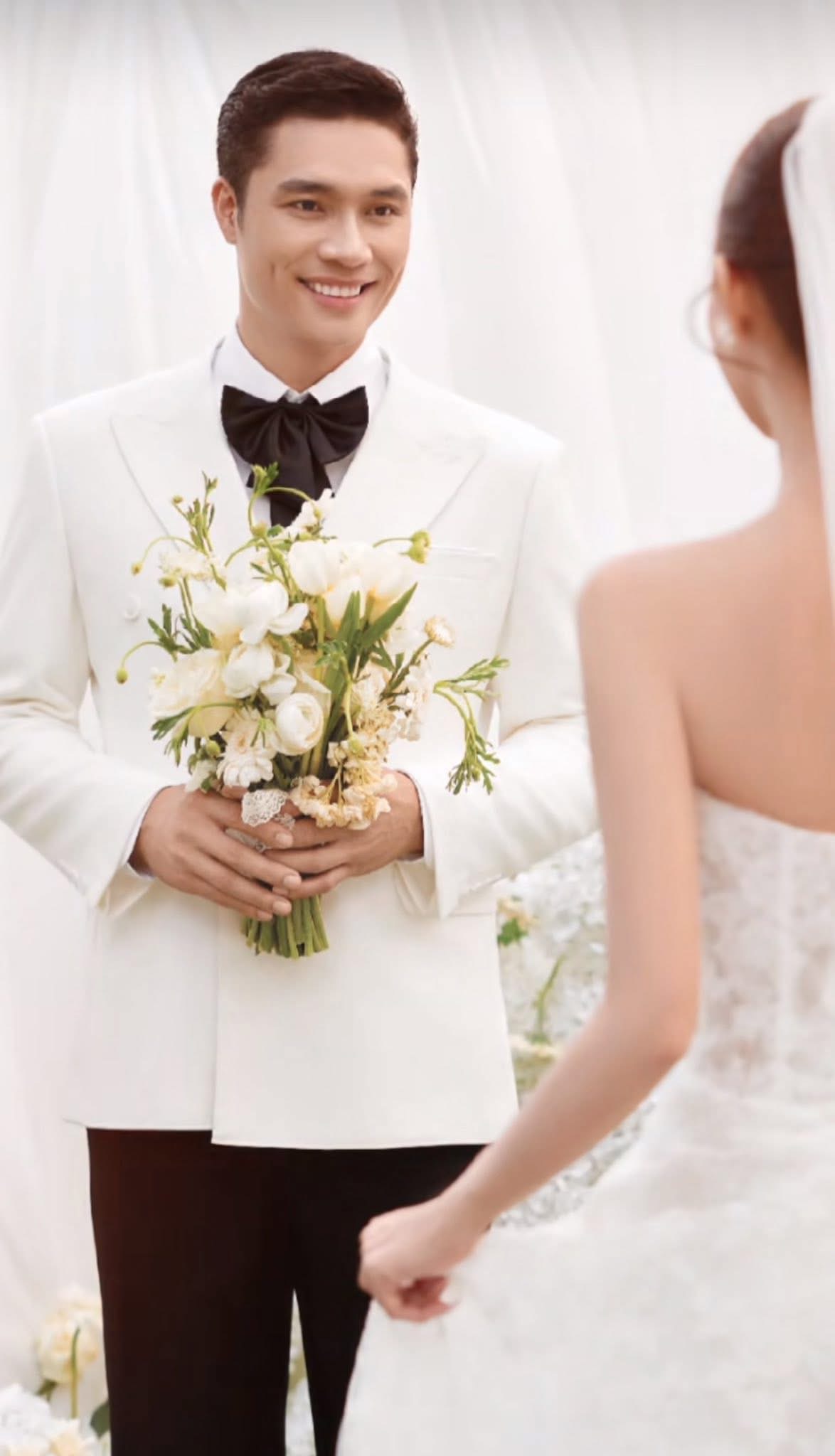 Cặp đ&ocirc;i Đảo thi&ecirc;n đường b&iacute; mật kết h&ocirc;n?- Ảnh 2.