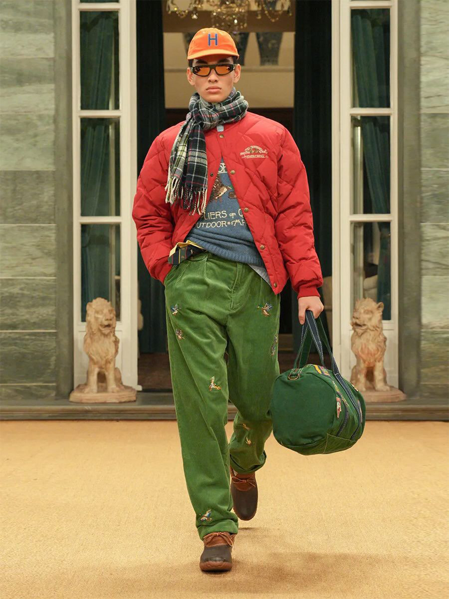 Hot boy b&oacute;ng rổ Saigon Heat chuyển hướng l&agrave;m người mẫu, diễn cho Ralph Lauren tại Milan Fashion Week: Kim L&yacute; l&agrave; mentor của t&ocirc;i- Ảnh 1.