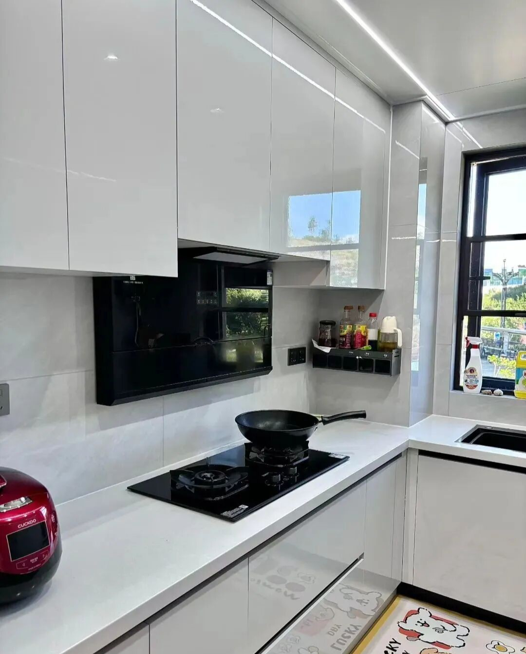 Cải tạo bếp m&agrave; d&iacute;nh đủ 4 lỗi n&agrave;y: Nh&agrave; mới chưa kịp ở đ&atilde; thấy mệt, tốn tiền lau dọn cả chục năm- Ảnh 4.