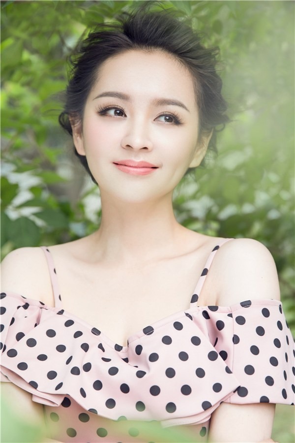 "Mỹ nh&acirc;n phim giờ v&agrave;ng" dọn đồ khỏi biệt thự, k&yacute; giấy từ bỏ t&agrave;i sản chung để ly h&ocirc;n chồng đại gia t&ugrave; tội- Ảnh 5.