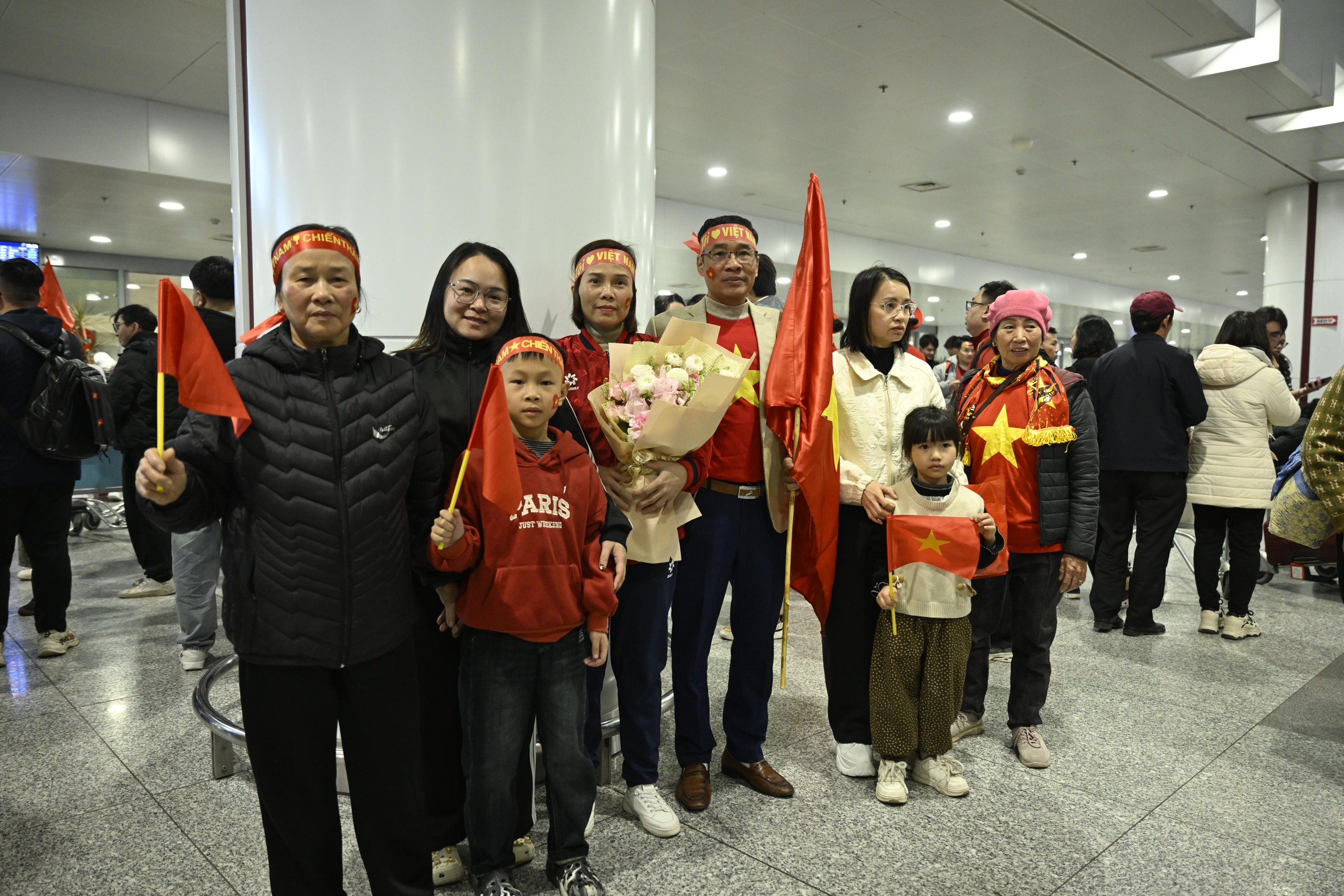 View - Chào đón những "chiến binh" U23 Việt Nam kiên cường mang huy chương đồng U23 châu Á về nước