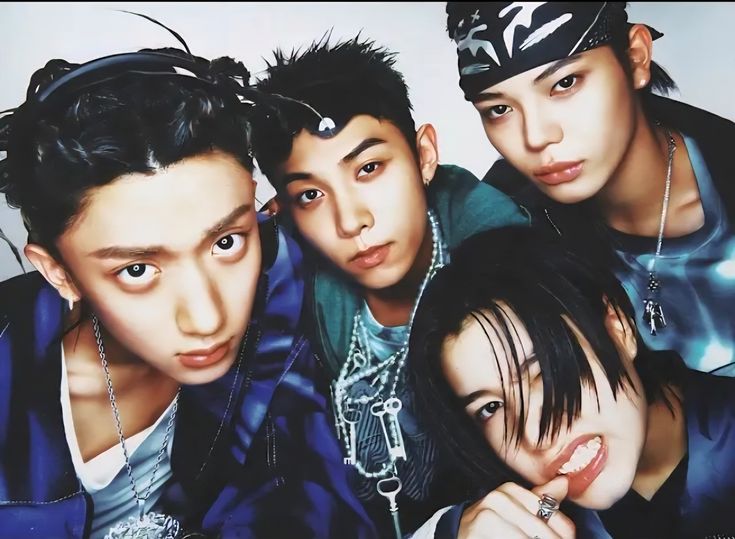 T&acirc;n binh hot nhất hiện nay: C&oacute; MV quay ở Việt Nam, để n&eacute; &ldquo;flop&rdquo; m&agrave; bị tung ảnh khiến H&agrave;n Quốc nổi đi&ecirc;n- Ảnh 4.