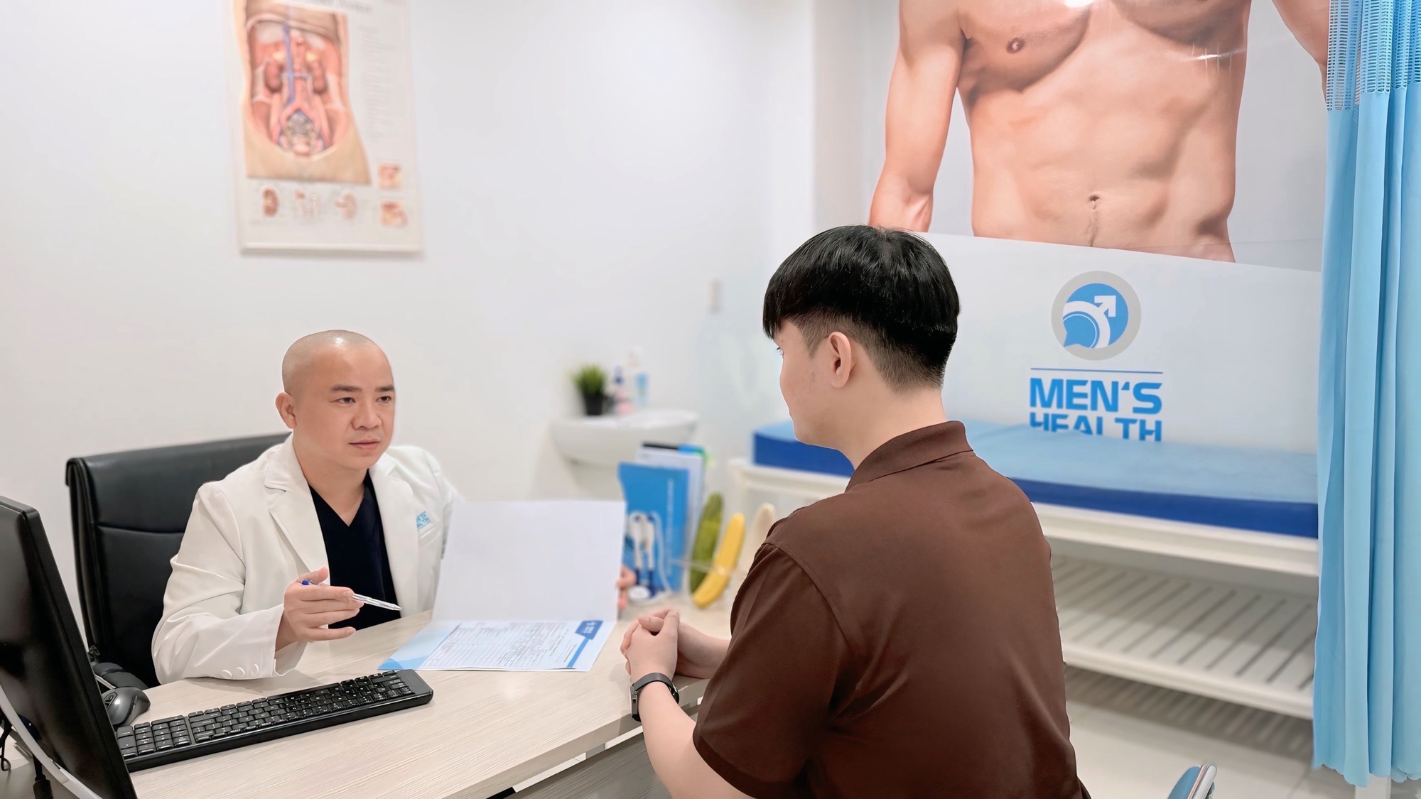 Cảnh báo: 2 sai lầm khiến nhiều quý ông phải “cầu cứu” bác sĩ- Ảnh 1. Cảnh báo: 2 sai lầm khiến nhiều quý ông phải “cầu cứu” bác sĩ- Ảnh 1.