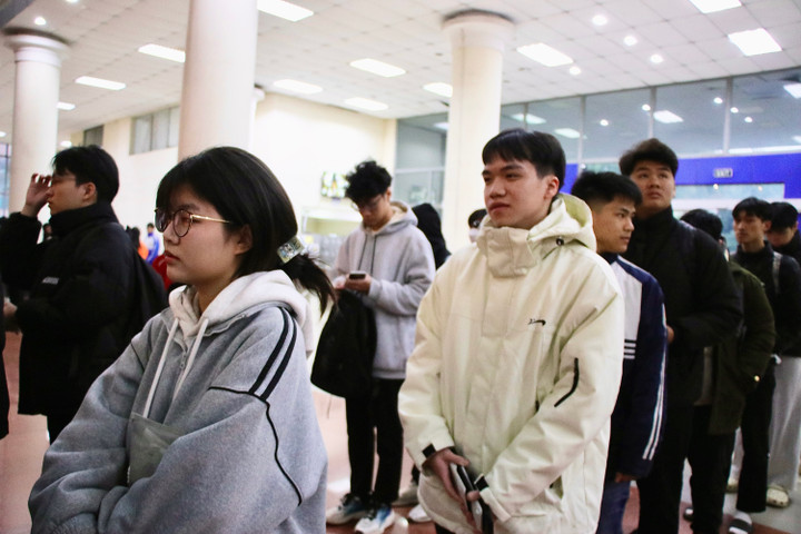 17.000 th&iacute; sinh nhập cuộc đua sớm, check-in tự động 10 gi&acirc;y thi đ&aacute;nh gi&aacute; tư duy- Ảnh 1.
