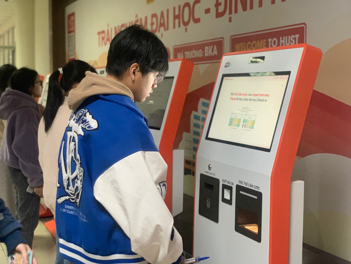 17.000 th&iacute; sinh nhập cuộc đua sớm, check-in tự động 10 gi&acirc;y thi đ&aacute;nh gi&aacute; tư duy- Ảnh 4.