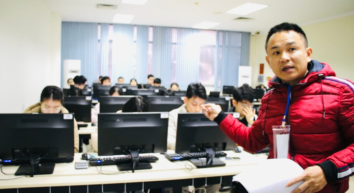 17.000 th&iacute; sinh nhập cuộc đua sớm, check-in tự động 10 gi&acirc;y thi đ&aacute;nh gi&aacute; tư duy- Ảnh 10.