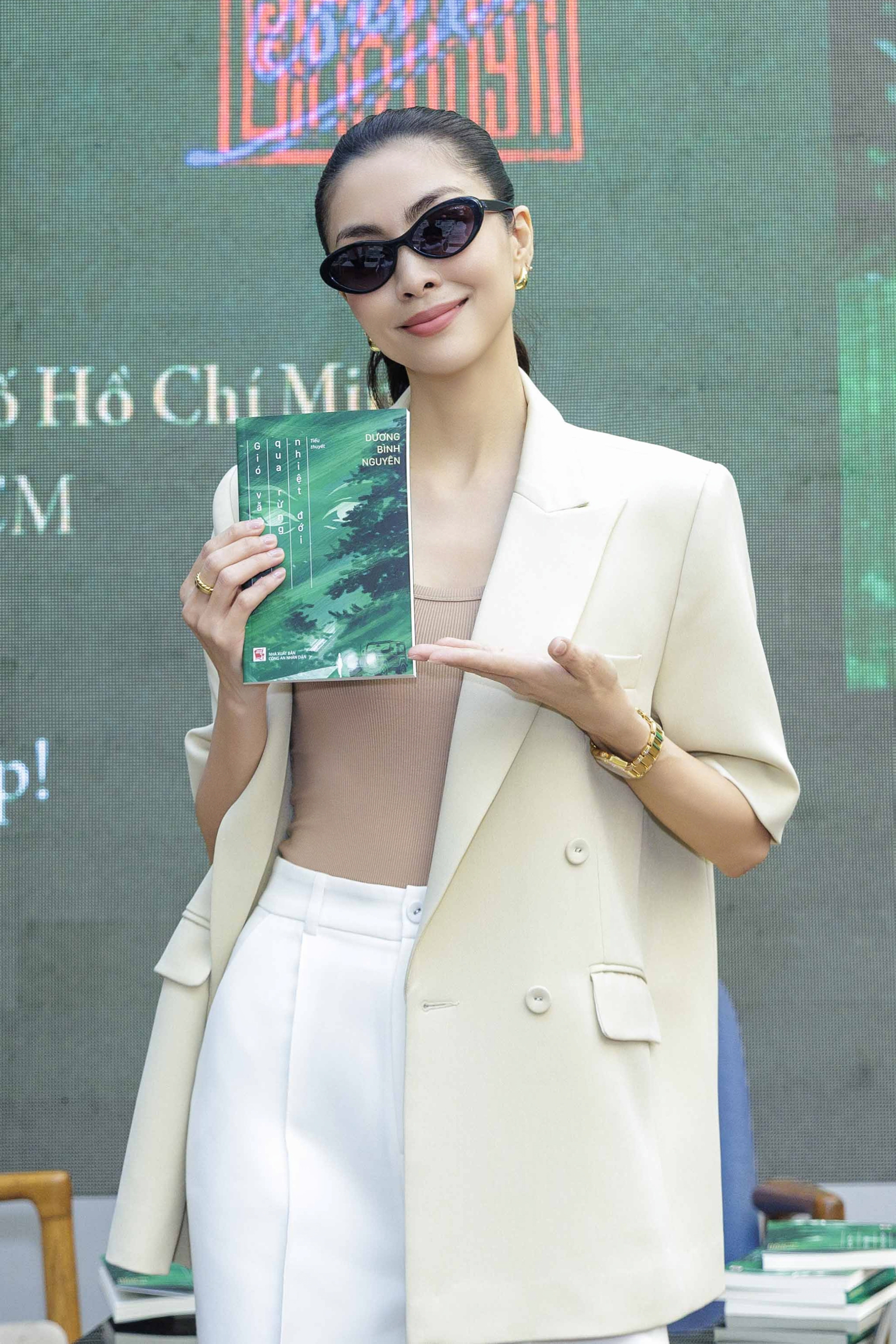 NSND Mỹ Uy&ecirc;n, Tăng Thanh H&agrave;, Trần Bảo Sơn... c&ugrave;ng xuất hiện- Ảnh 1.