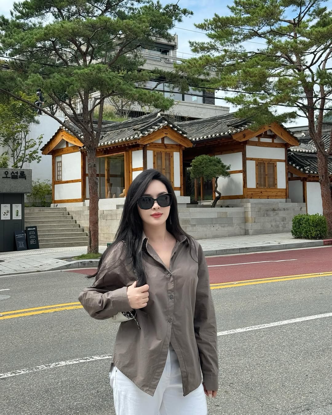 Cô gái “thay đầu” thành công nhất Việt Nam: Nhan sắc khiến hoa cũng phải ghen, style đẹp không có điểm chê- Ảnh 16. Cô gái “thay đầu” thành công nhất Việt Nam: Nhan sắc khiến hoa cũng phải ghen, style đẹp không có điểm chê- Ảnh 16.