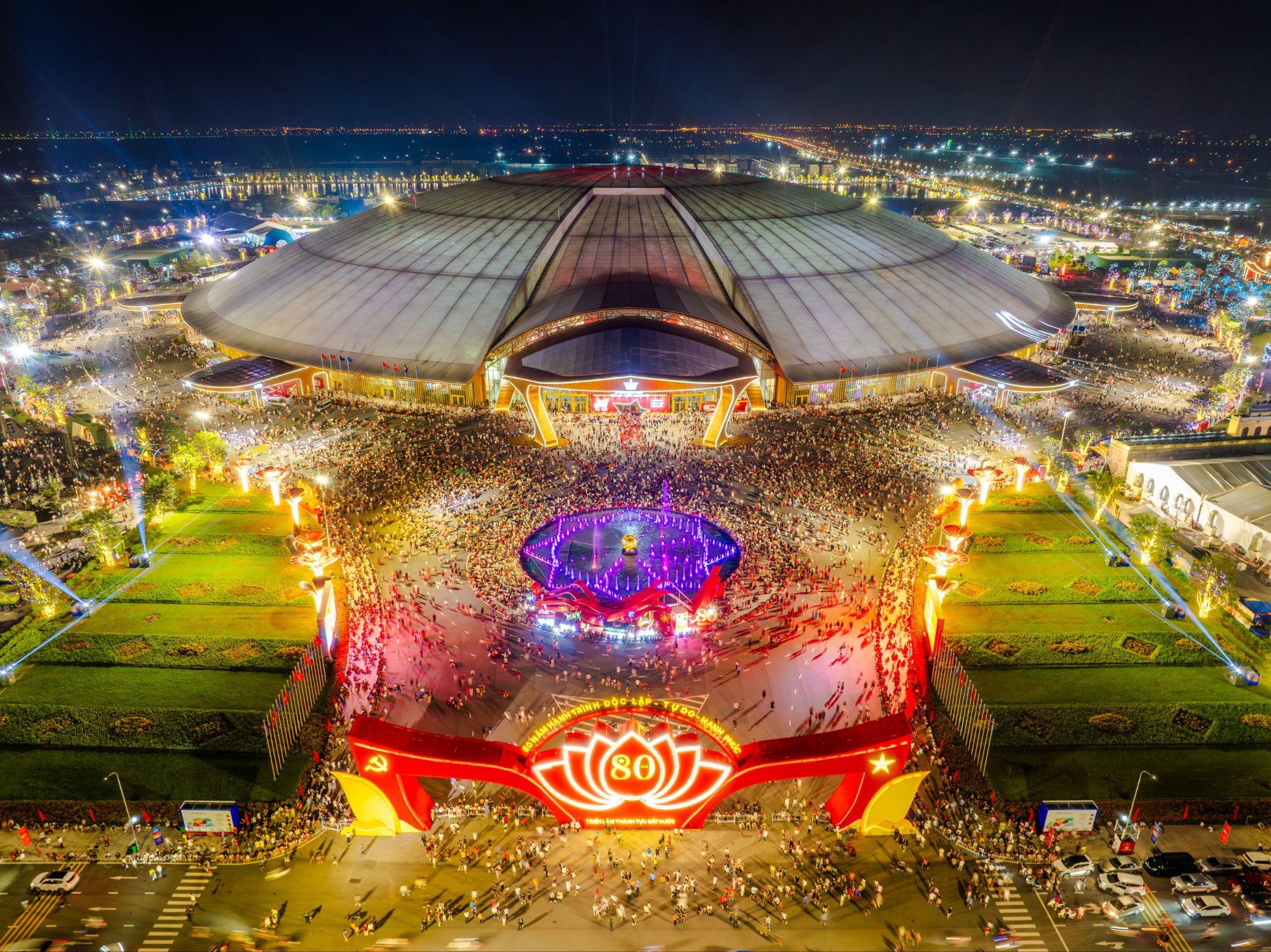 GENfest Presents MBILLION H&agrave; Nội - Khi chất lượng s&acirc;n khấu tạo n&ecirc;n sự kh&aacute;c biệt- Ảnh 4.